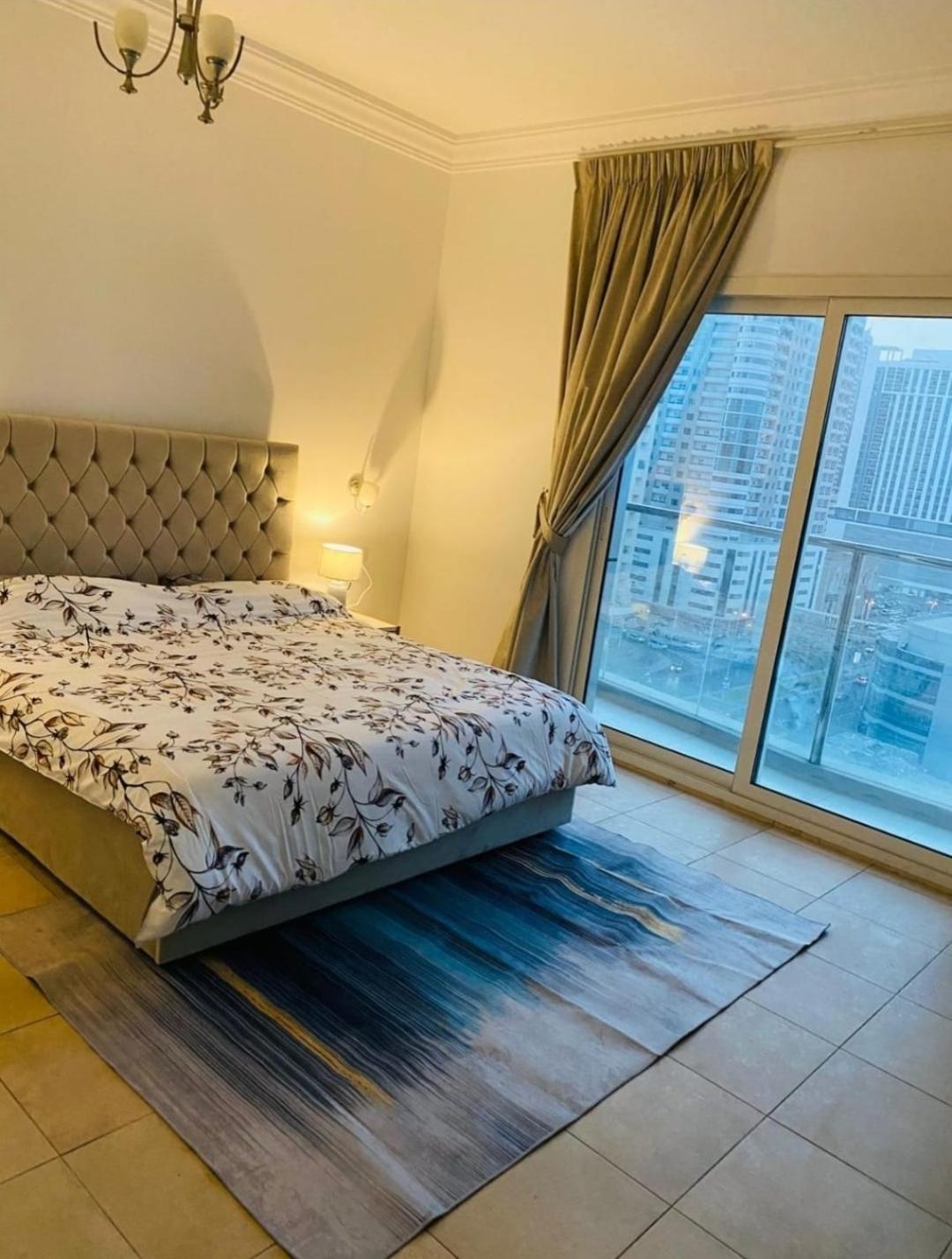 Lavish Private Rooms Sharjah Esterno foto
